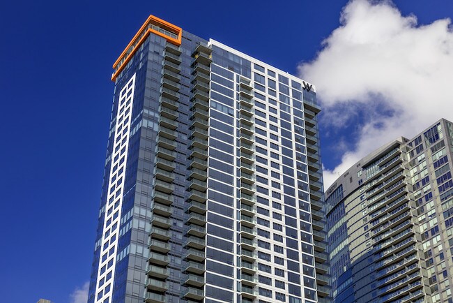 Two Lincoln Tower Apartments For Rent in Bellevue, WA