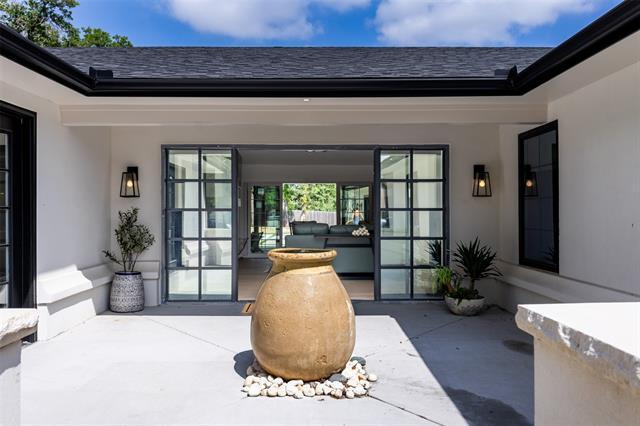 Photo - 1223 Ridgewood Cir