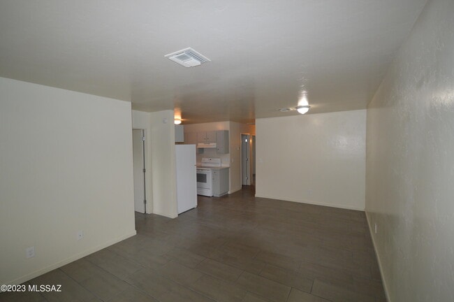Photo - 2736 N Orchard Ave
