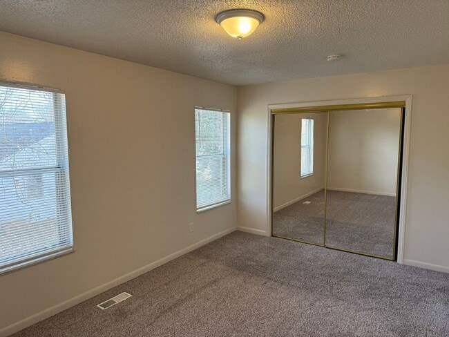 Photo - 1105 W Parkway Ave Unit 20