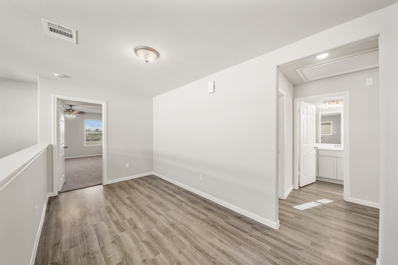 Photo - 13328 Bald Eagle Way