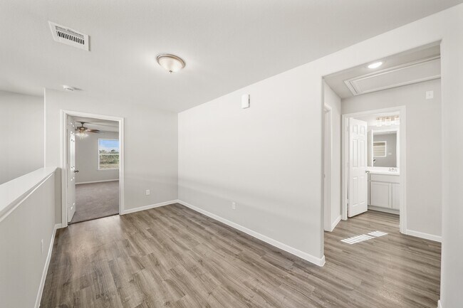 13434 Lucky Bill Ln