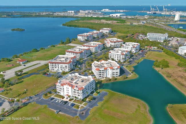 Building Photo - 8903 Laguna Ln Unit 204