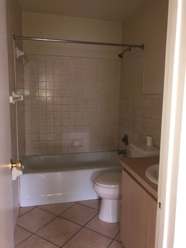 Photo - 1536 Barbarie Ln Unit 2 bedrooms 1 bathroom