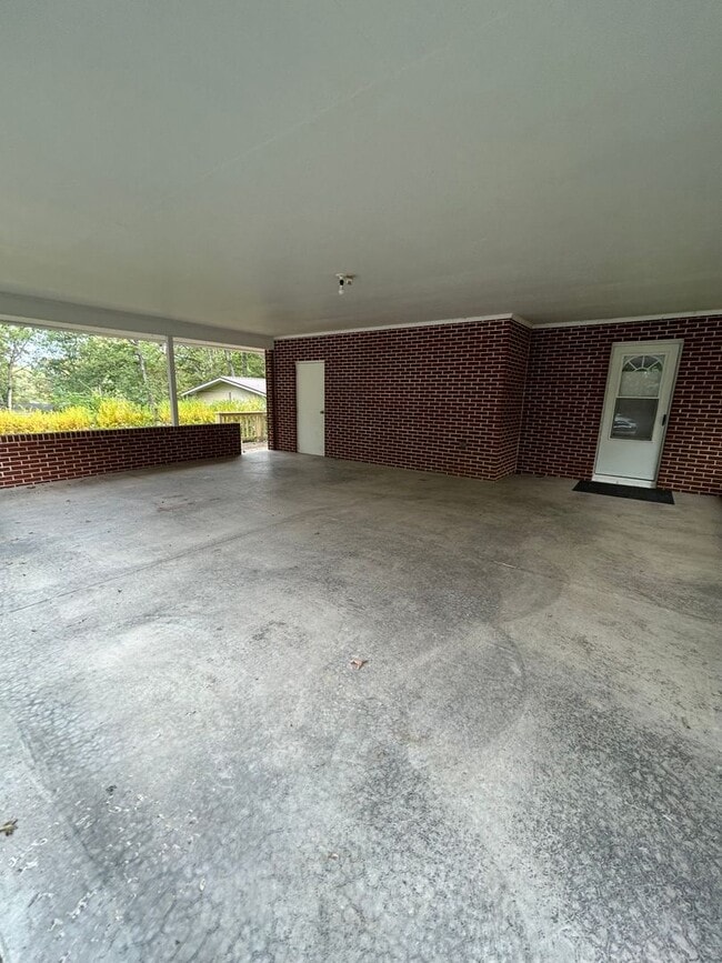 Photo - Charming 3 Bedroom Brick Ranch in Park Forest