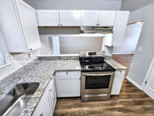 Photo - 2800 Pebblebrook Ct