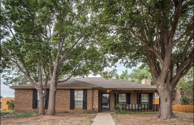 Photo - 6701 Deer Park Dr