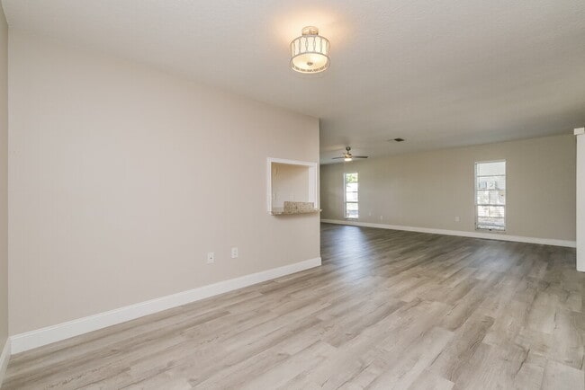 Photo - 7629 Bramblewood Dr