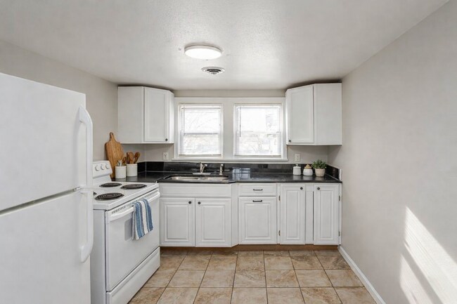 Photo - 3836 Upton Ave