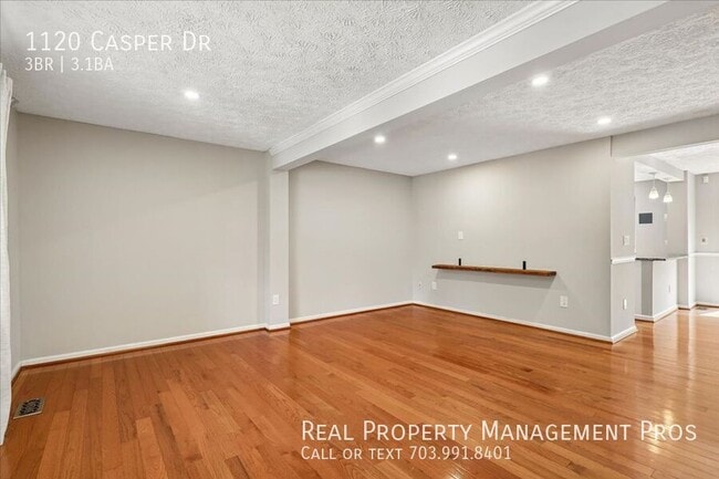 Photo - 1120 Casper Dr