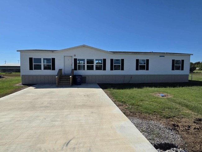 Building Photo - 202 Harvey Rd