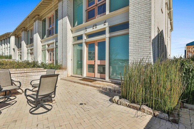 Photo - Fully Furnished Trilith Townhome with Large Patio and 2 Car Garage