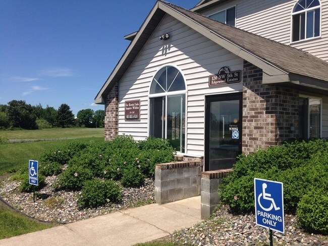 Photo - Edgewood Apartments