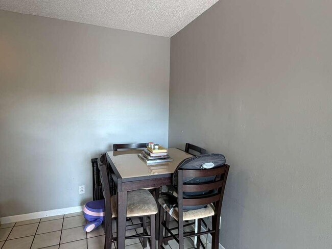 Photo - 8182 Thames Blvd