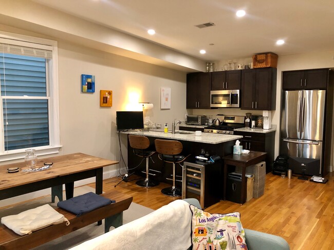 Photo - 19 Plymouth St Unit 3