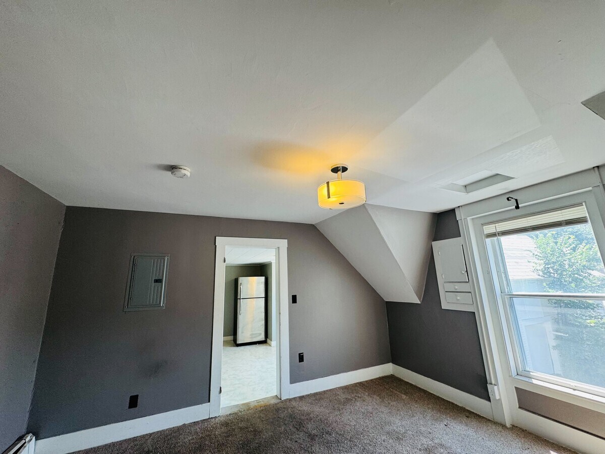 Photo - 51 Pleasant St