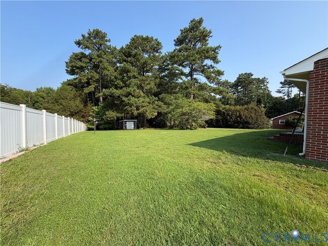 Photo - 18210 Branders Bridge Rd