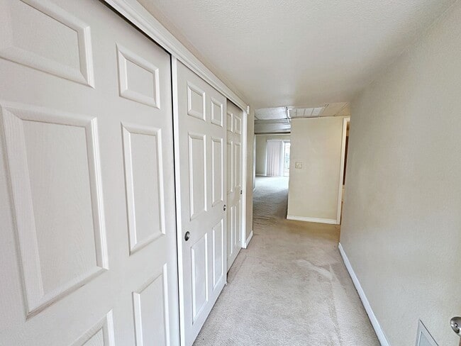 Photo - 3 BEDROOM, 2 BATH DOWNSTAIRS CONDO IN GUARD GATED COMMUNITY Unit 421