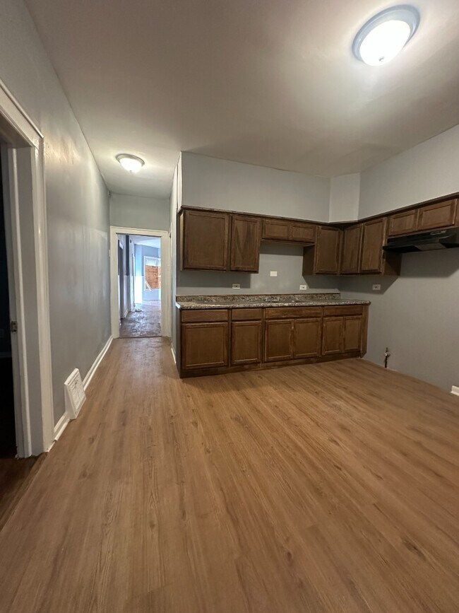 Photo - Freshly Renovated 5-Bedroom Home in South Chicago – Available Oct 15 Unit Main House
