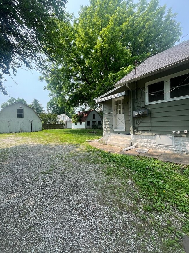 522 W Harrison Ave Unit B