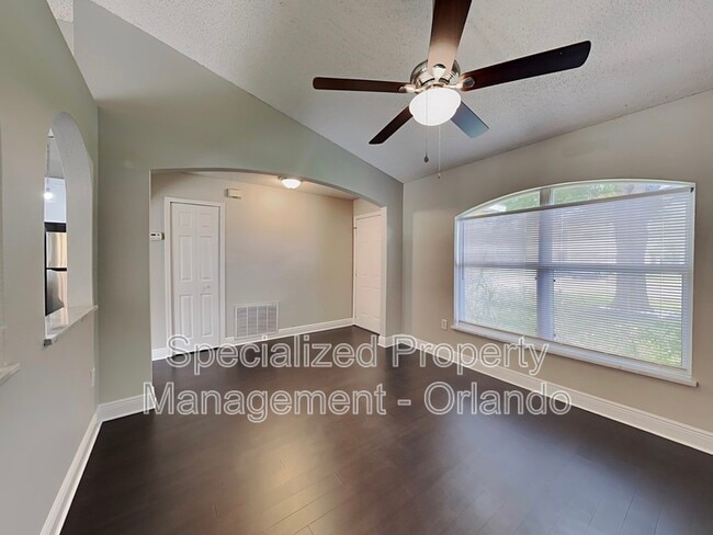 1317 Dover Dr