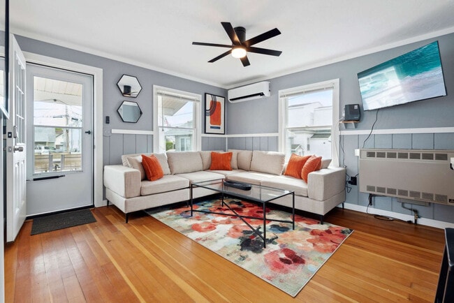 Building Photo - 9 N St Unit ID1333626P