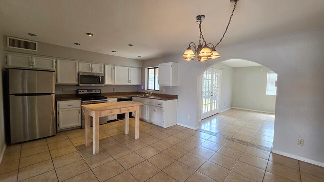 Photo - 4657 E Covina St