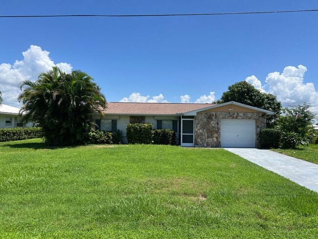 Photo - $3,300/month ** Short Term / Seasonal - Fu...