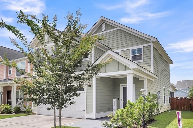 Photo - 534 Alderly Dr