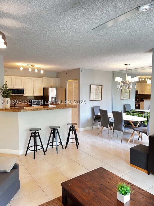 Photo - 19501 E Country Club Dr Unit 9404