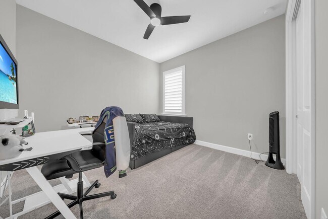 Photo - 42560 Atlas Dr