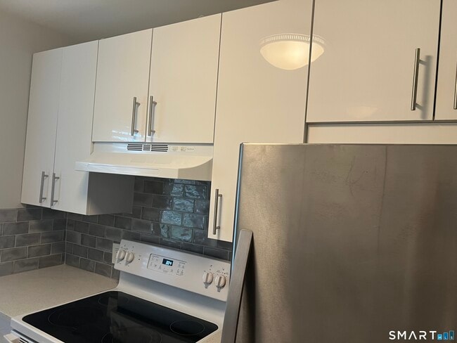 Photo - 1120 New Haven Ave Unidad 147