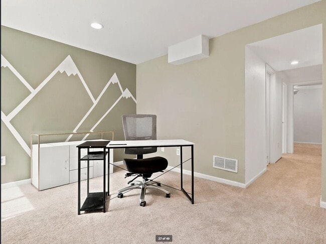 2900 Ross Dr