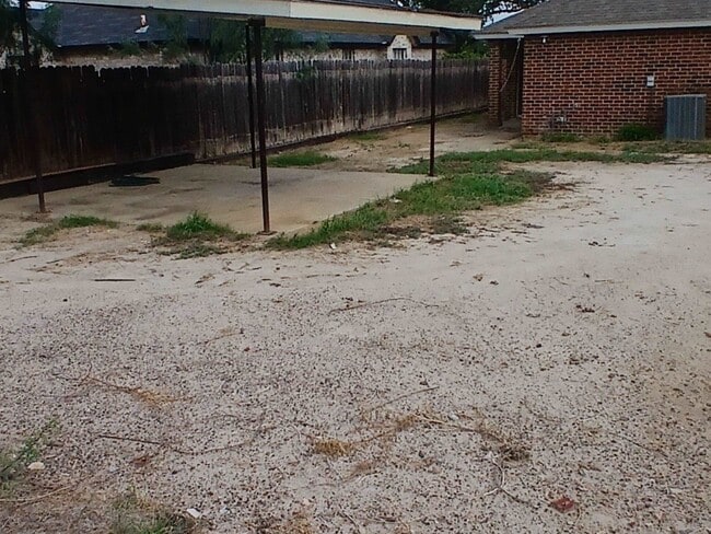 Photo - 1239 Brown Dr