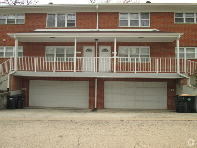 Building Photo - 169 E Palatine Rd Unit F Rental