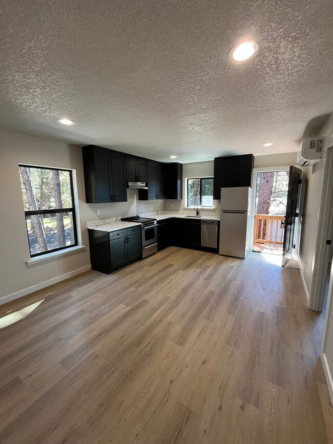 Photo - Spectacular BRAND NEW 1-bed/1-bath apartme...