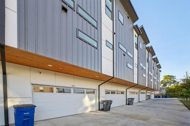 Photo - 145 N Henderson Ave Unidad 102