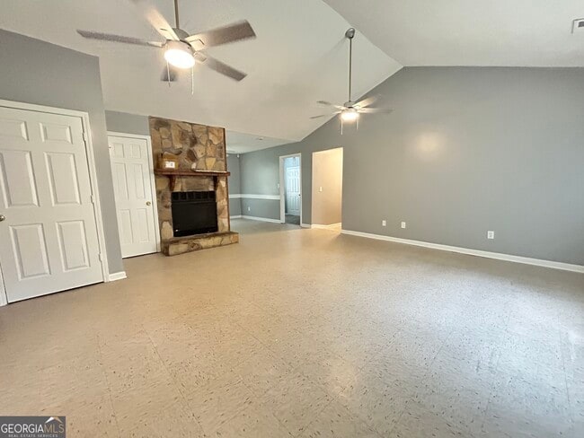 Photo - 110 Roberts Rd