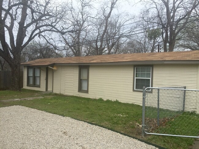 Photo - 2937 Wilkinson Ave Casa