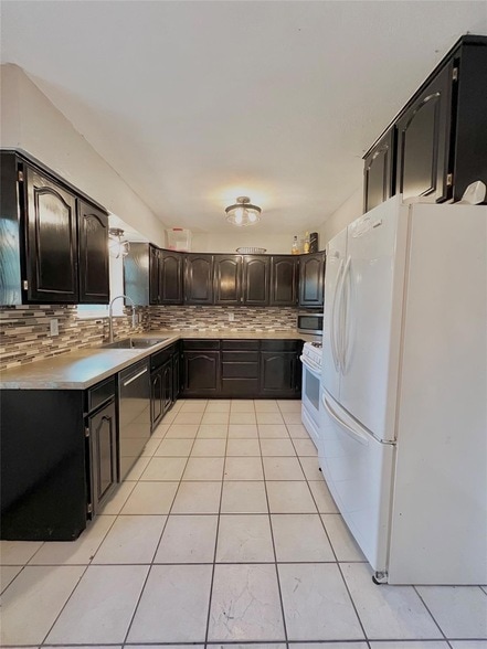 Photo - 1000 Whippoorwill Ct House