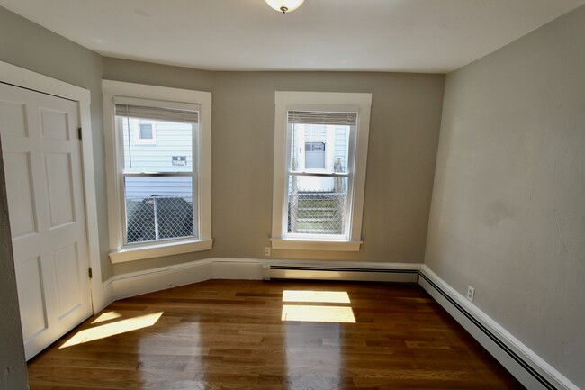 Photo - 4 Sheridan St Unit Amazing 2 bed