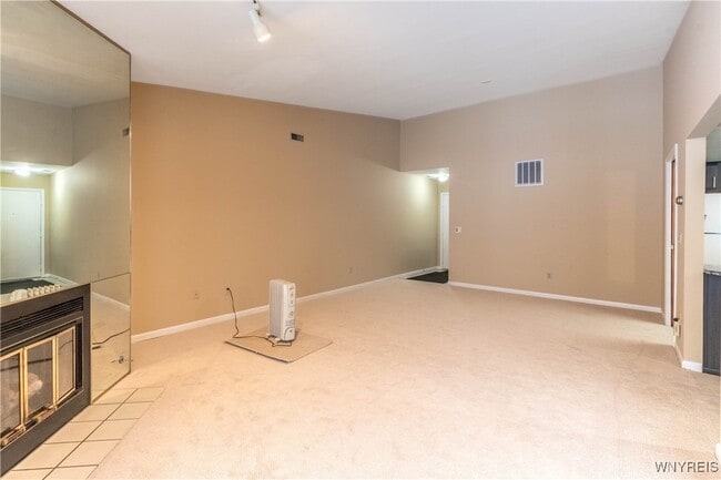 Photo - 1105 Youngs Rd