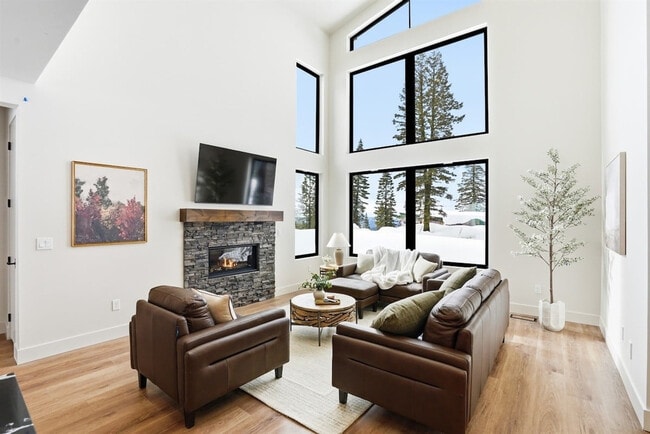 110 North Lp Unit SI ID1638273P
