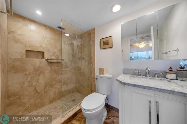 Photo - 3150 N Palm Aire Dr Condo Unit 309