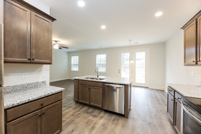 Photo - 127 Renwood Rd
