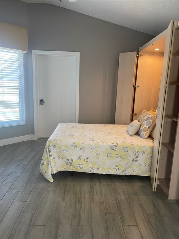 Photo - 15454 Markham Dr