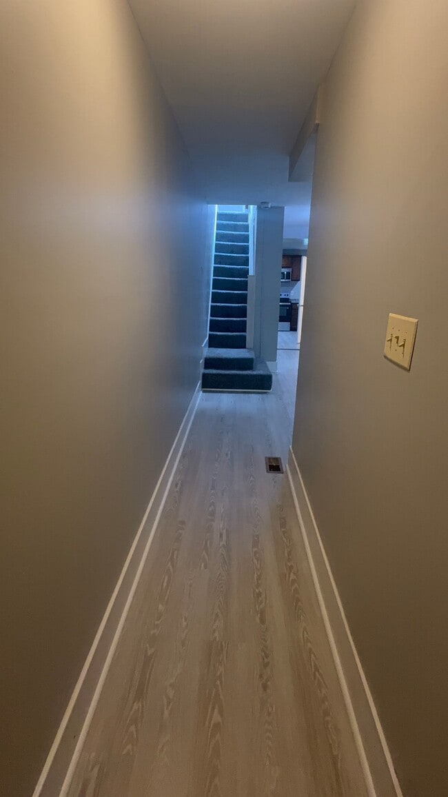 Photo - 1532 Abbotston St