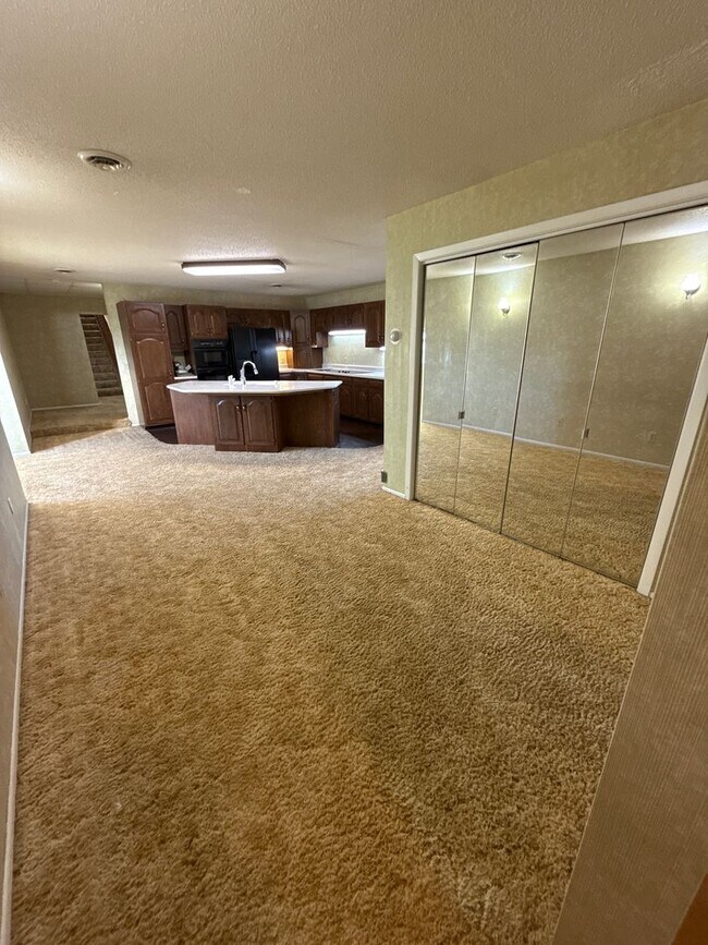 Photo - BM- 406 Unit UPPER