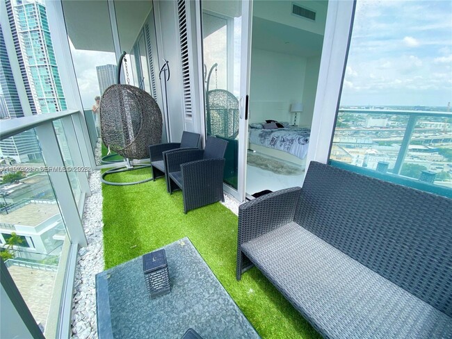 Photo - 851 NE 1st Ave Unit 1602