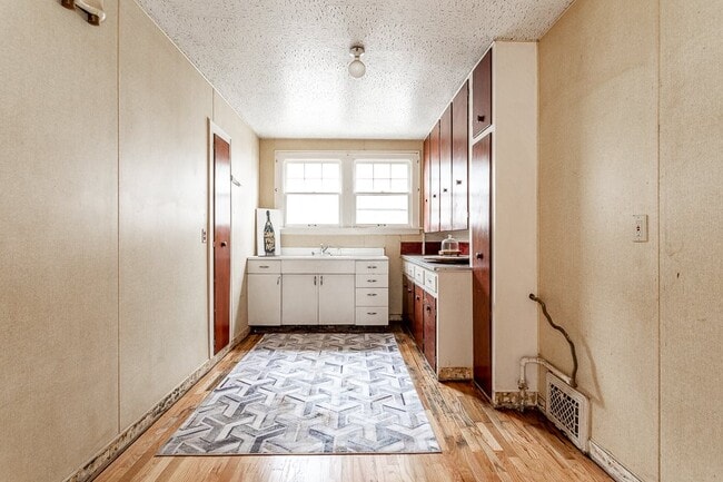 Photo - 335 W Cortland Ave Unidad 2